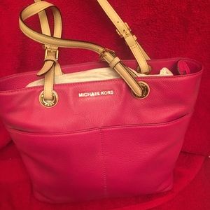 Hot pink Michael Kors purse authentic *